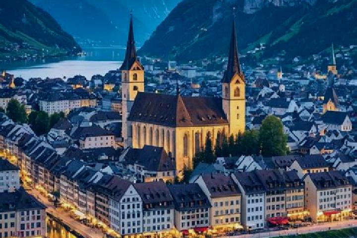 Kinsley, 30 — Escort in Siviriez, Switzerland