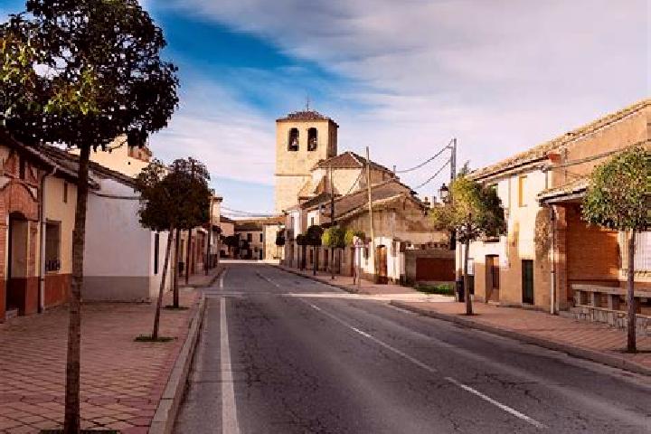 Kinsley, 30 — Escort in Valverde del Majano, Spain