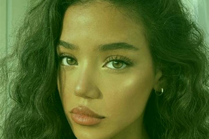Kinsley, 31, a black brown-eyed mediterranean companion based in Burlesti. Offering CIM, Couples, Party Girl. Available for incall and outcall, day and eveni...
