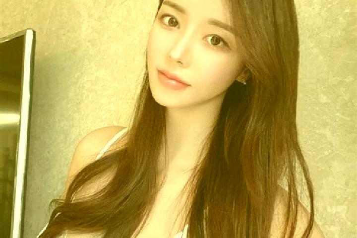 Kinsley, 31 — Escort in Hujia, China