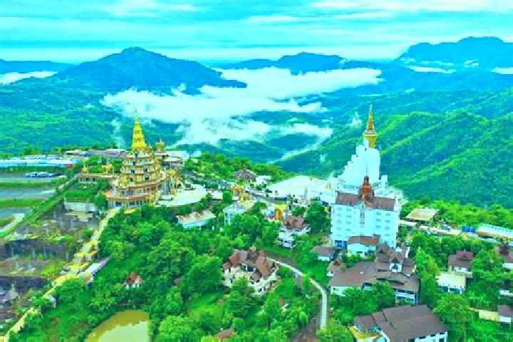 Kinsley, 31 — Escort in Phetchabun, Thailand