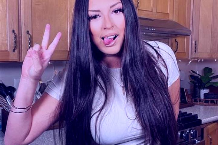Kinsley, 31 — Escort in Ranlo, United States