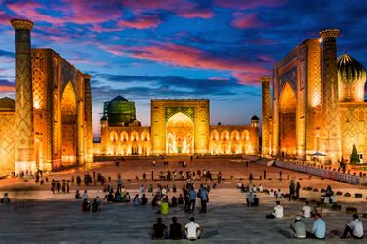 Kinsley, 31 — Escort in Ziyodin Shaharchasi, Uzbekistan
