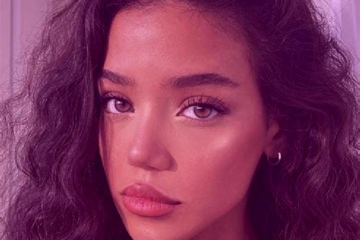 Kinsley, 32, a black brown-eyed mediterranean companion based in Bagnols. Offering Dinner Date, Overnight, Girlfriend Experience. Available for incall and ou...