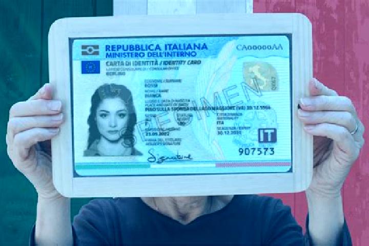 Kinsley, 32, a brunette dark-eyed latina companion based in Olevano sul Tusciano. Offering Massage, 69, Fetish, GFE. Available for incall and outcall, overni...