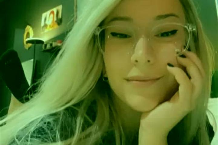 Kinsley, 32, a platinum blonde brown-eyed mixed companion based in La Jagua del Pilar. Offering Tantra, Prostate Massage, Domination, Party Girl. Available f...