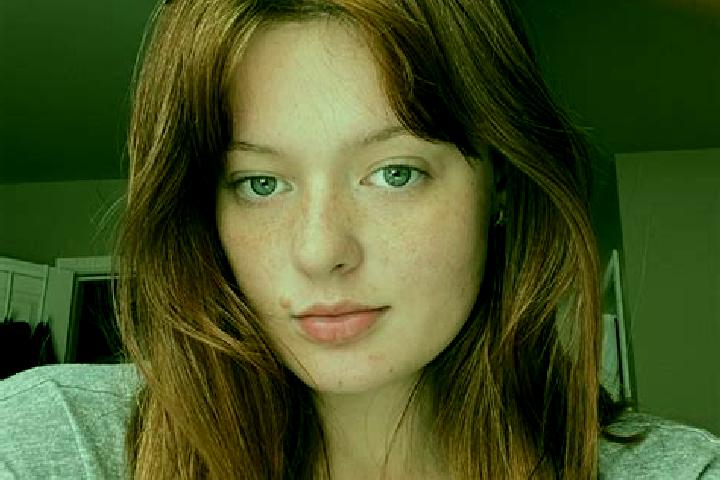 Kinsley, 32, a red dark-eyed mixed companion based in Arbutus. Offering OWO, Duos, Girlfriend Experience, Domination. Available for incall and outcall, day a...