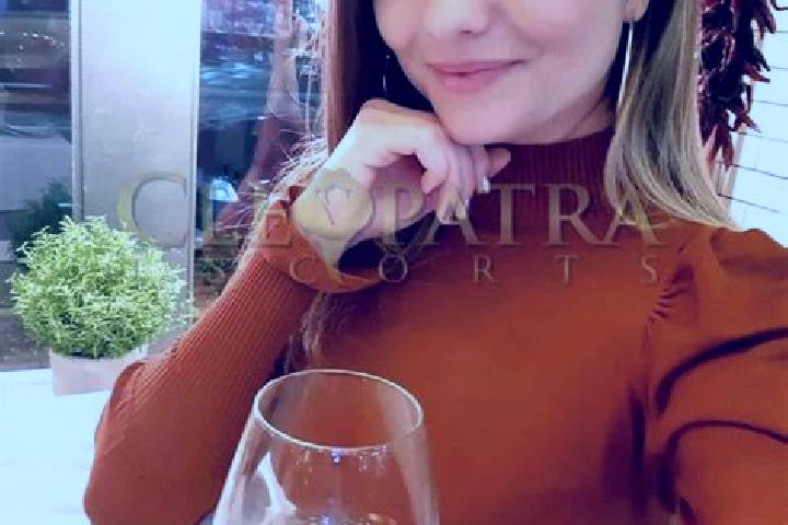 Kinsley, 32, a red green-eyed latina companion based in Ganxitan. Offering Domination, Massage, OWO, GFE, Party Girl. Available for incall and outcall, day a...