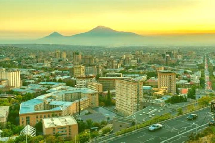 Kinsley, 32 — Escort in Darbnik, Armenia