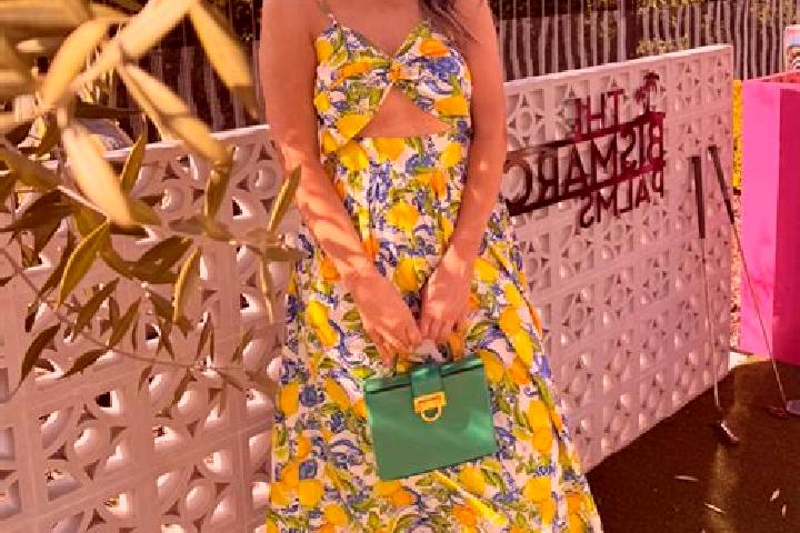 Kinsley, 32 — Escort in Hanak, Turkey