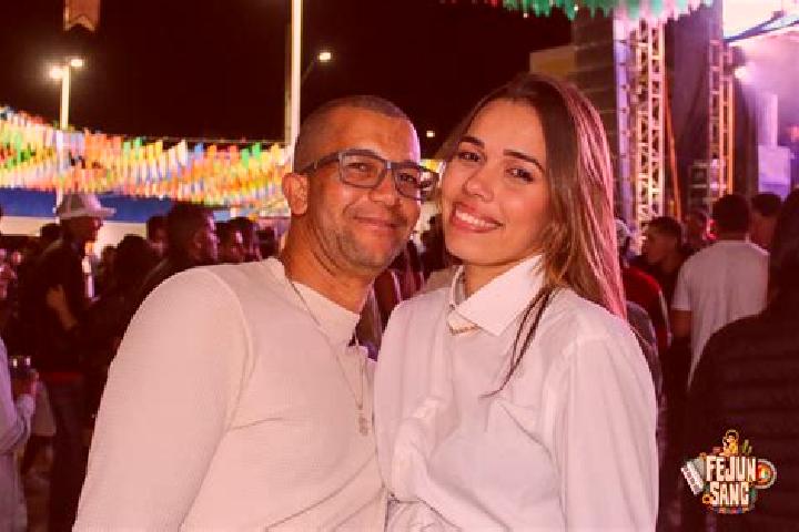 Kinsley, 32 — Escort in Santa Cruz de Salinas, Brazil