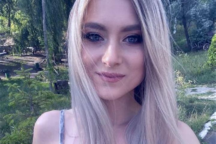 Kinsley, 32 — Escort in Varaseni, Romania