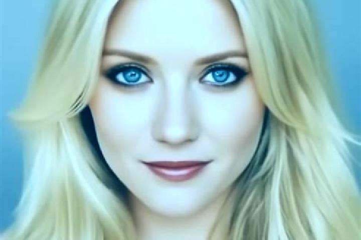 Kinsley, 33, a blonde amber-eyed european companion based in Scheggia. Offering Girlfriend Experience, Massage, A-Level. Available for incall and outcall, ov...