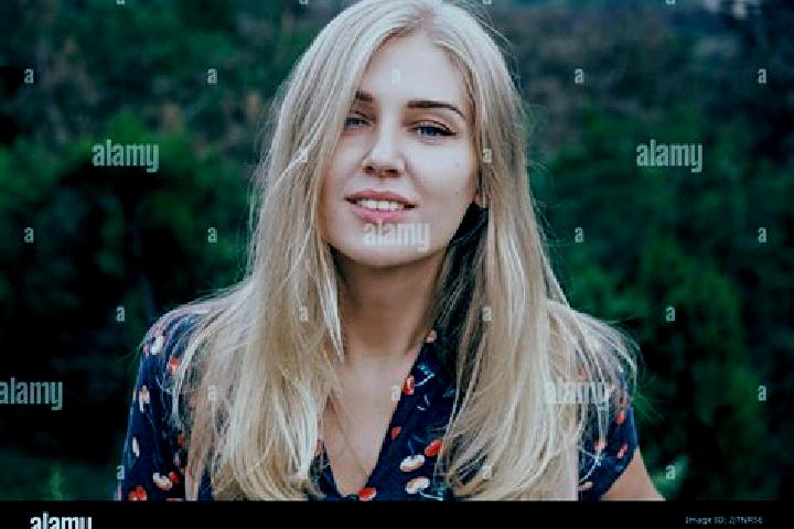 Kinsley, 33, a blonde blue-eyed middle eastern companion based in Virton. Offering Deep French Kissing, Dinner Date, OWO. Available for incall and outcall, d...