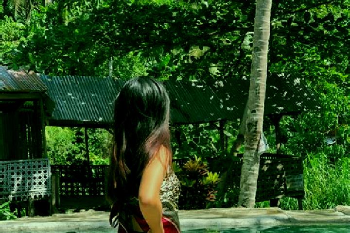 Kinsley, 33 — Escort in Batang, China