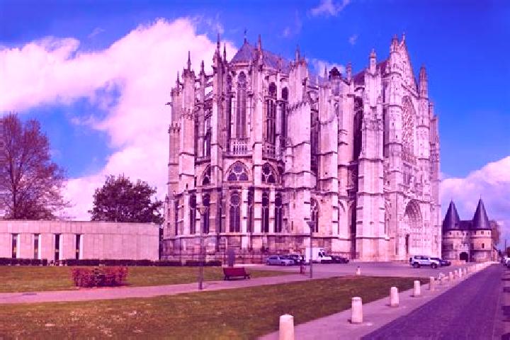 Kinsley, 33 — Escort in Beauvais, France