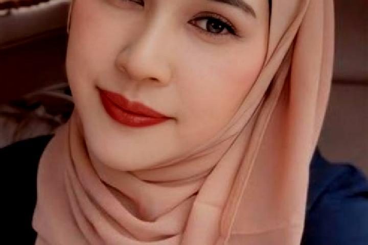 Kinsley, 33 — Escort in Cikadu Wetan, Indonesia