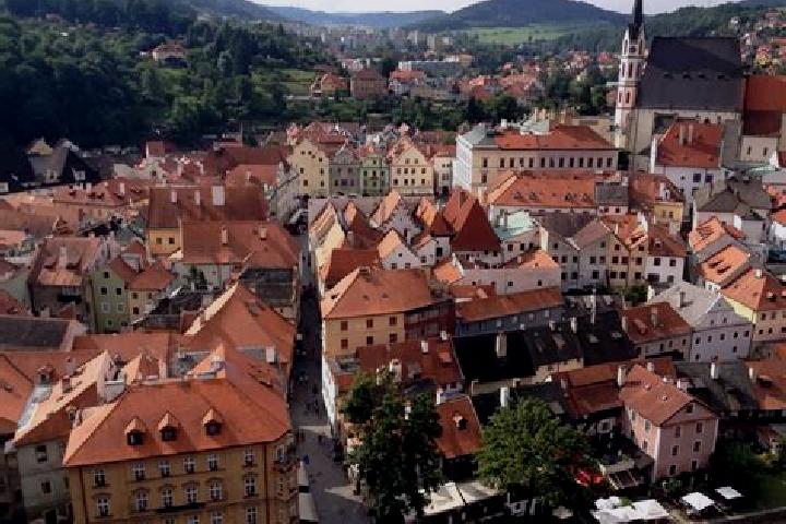 Kinsley, 33 — Escort in Hrivice, Czech Republic