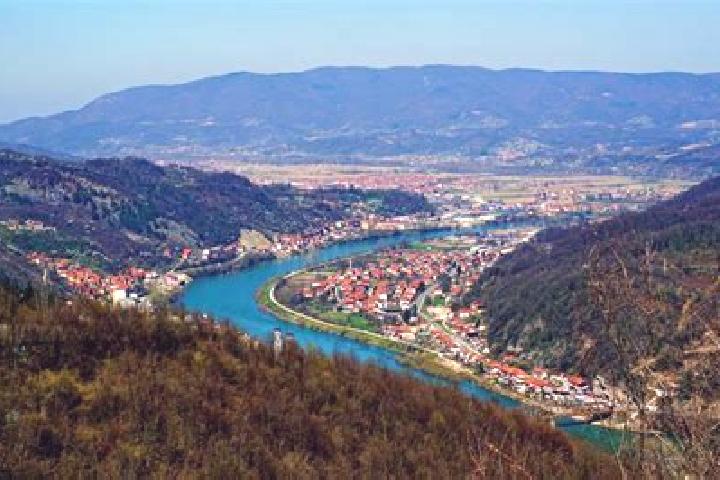 Kinsley, 33 — Escort in Karakaj, Bosnia and Herzegovina