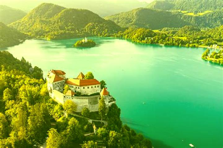 Kinsley, 33 — Escort in Odranci, Slovenia