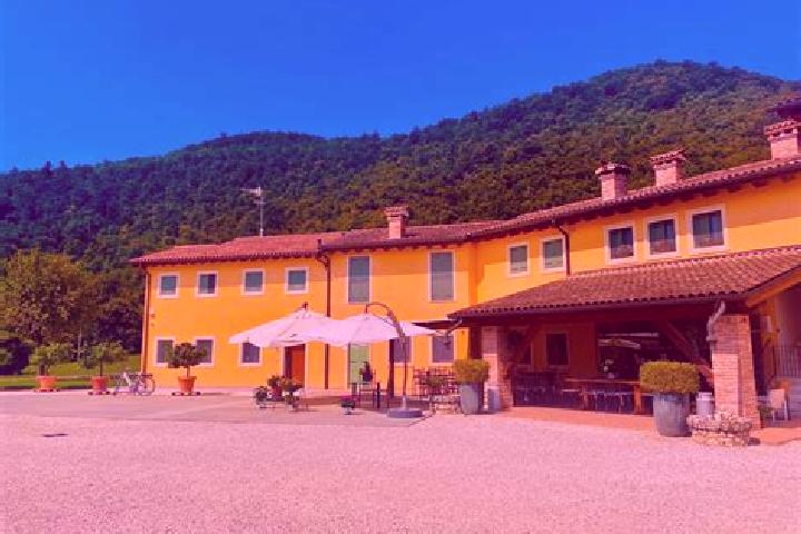 Kinsley, 33 — Escort in Piossasco, Italy