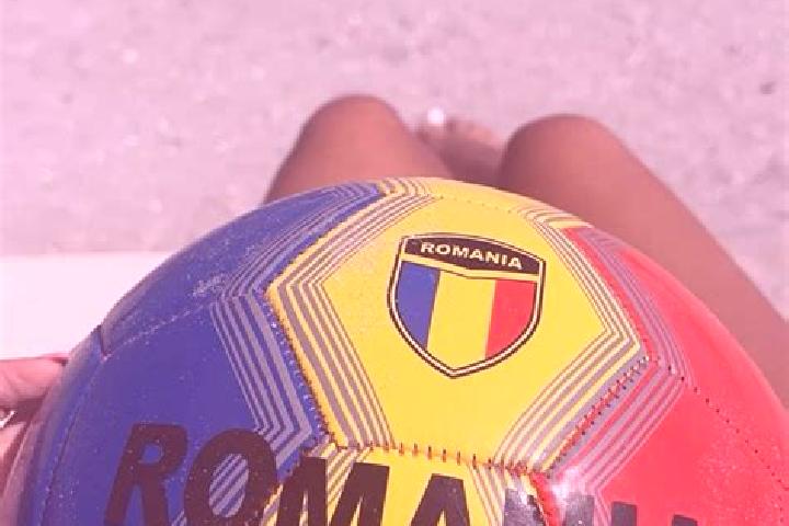 Kinsley, 33 — Escort in Radeni, Romania