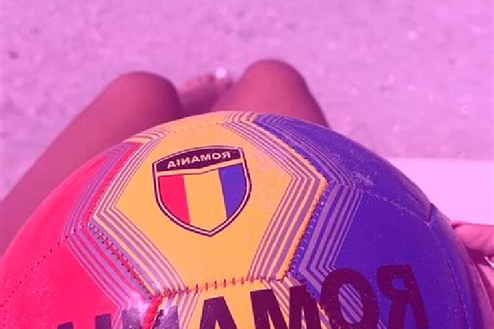 Kinsley, 33 — Escort in Sparleni, Romania