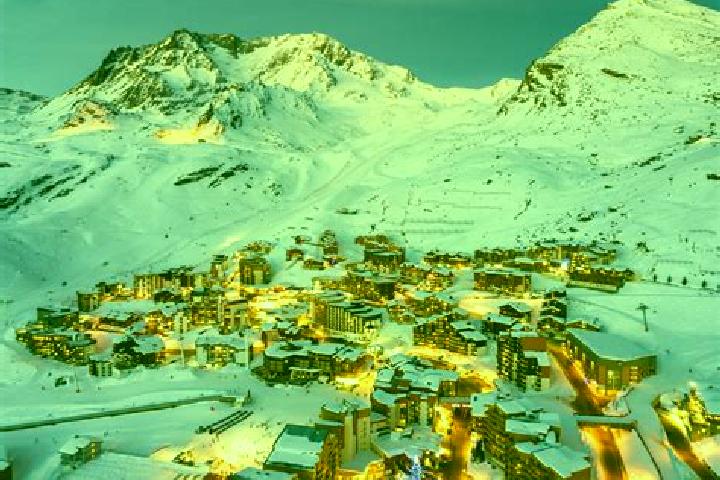 Kinsley, 33 — Escort in Val Thorens, France