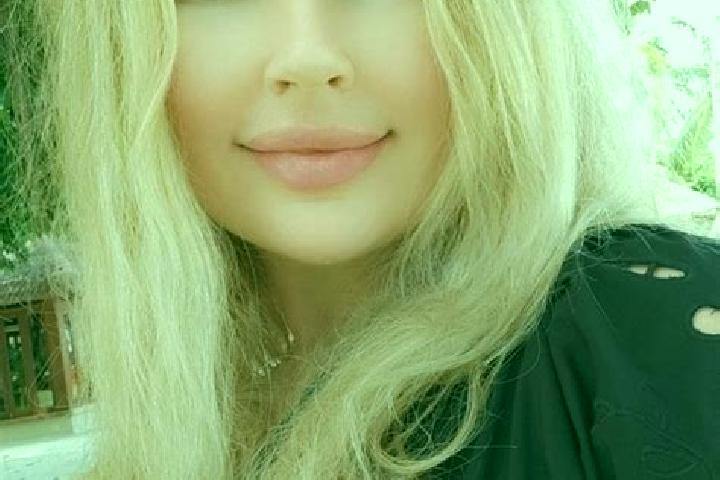 Kinsley, 34, a blonde grey-eyed indian companion based in Gbonnielle. Offering GFE, Tantra, BDSM, Roleplay. Available for incall and outcall, day and evening...