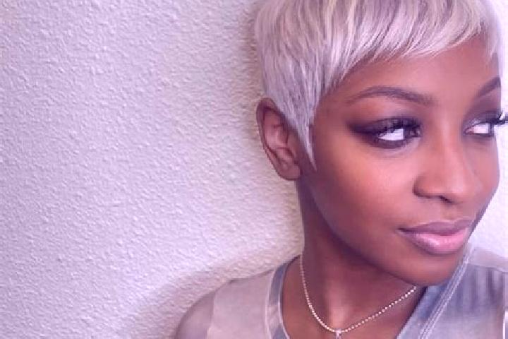 Kinsley, 34, a platinum blonde dark-eyed ebony companion based in Sapperton. Offering Deep French Kissing, Prostate Massage, 69, OWO, Fetish. Available for i...