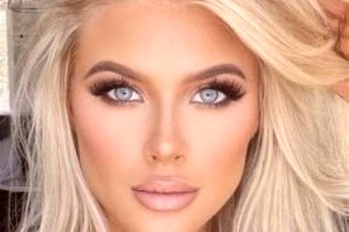 Kinsley, 34, a platinum blonde dark-eyed mixed companion based in Holmes Beach. Offering OWO, Overnight, Couples, GFE. Available for incall and outcall, over...