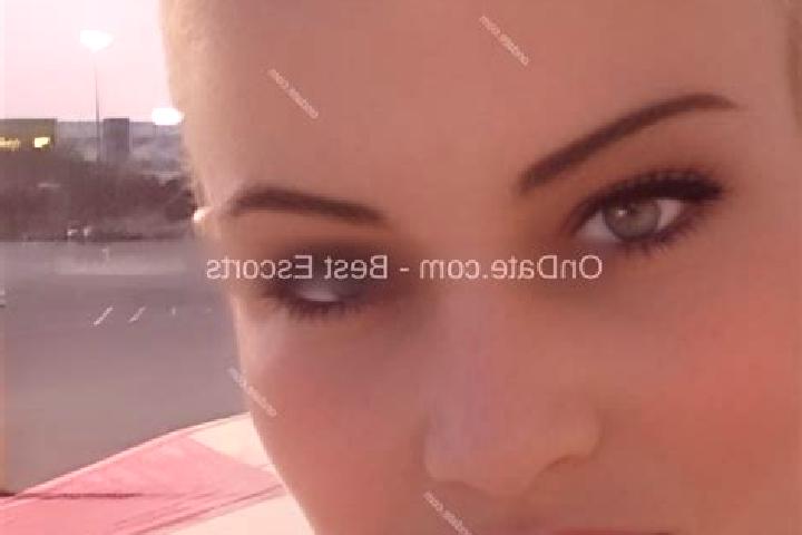 Kinsley, 34 — Escort in Baijiang, China