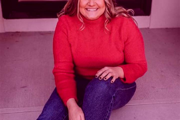 Kinsley, 34 — Escort in Brooklin, Canada