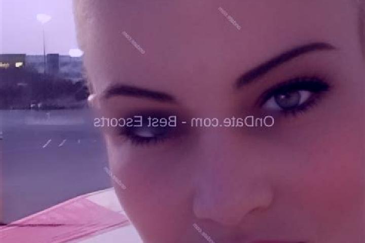 Kinsley, 34 — Escort in Dingbei, China