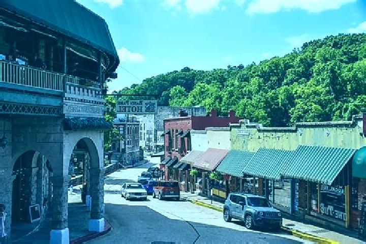 Kinsley, 34 — Escort in Eureka Springs, United States