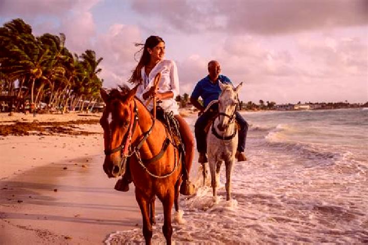 Kinsley, 34 — Escort in San Andres de Sotavento, Colombia
