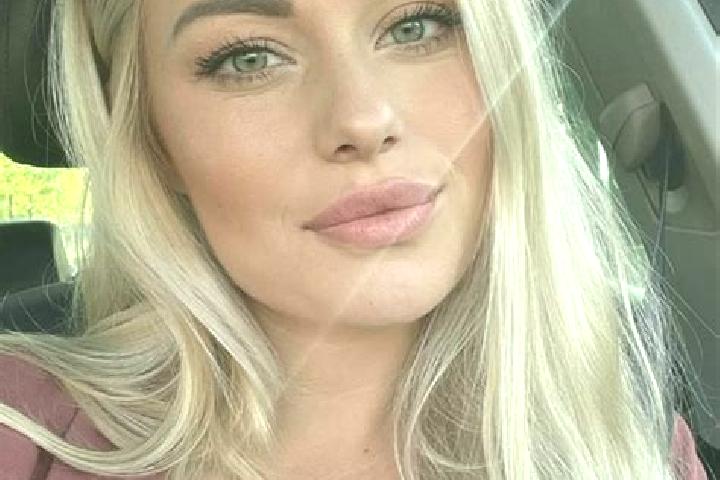 Kinsley, 35, a blonde hazel-eyed latina companion based in Heimersdorf. Offering Couples, Tantra. Available for incall and outcall, overnight bookings availa...
