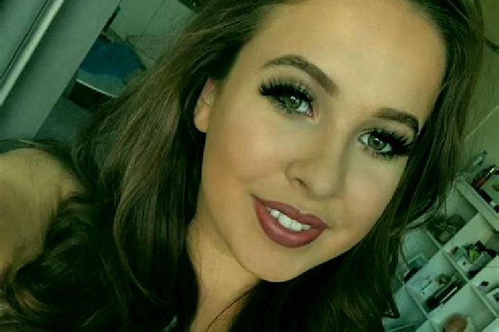 Kinsley, 35, a brunette grey-eyed mixed companion based in Salmon Brook. Offering Duos, Massage, Domination, 69, Erotic Massage. Available for incall and out...