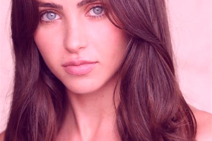 Kinsley, 35, a brunette hazel-eyed caucasian companion based in Amelekia. Offering Striptease, Couples, Prostate Massage. Available for incall and outcall, d...