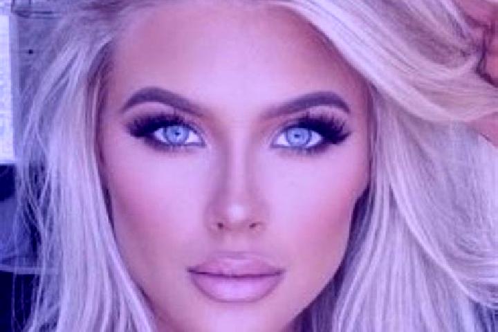 Kinsley, 35, a platinum blonde brown-eyed latina companion based in Simuay. Offering Overnight, Duos, Fetish. Available for incall and outcall, day and eveni...