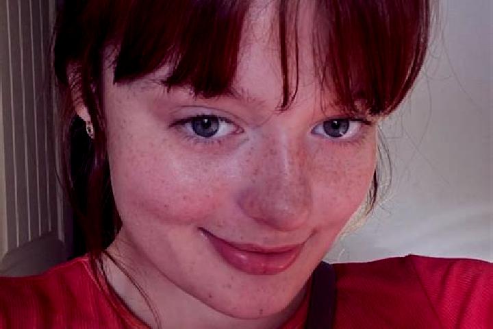 Kinsley, 35, a red blue-eyed mediterranean companion based in Khamesan. Offering Fetish, Couples, BDSM, GFE. Available for incall and outcall, day and evenin...