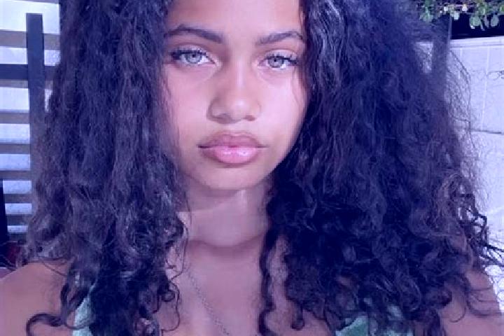 Kinsley, 35, a red green-eyed mixed companion based in Graaff Reinet. Offering Domination, Striptease, Couples, Girlfriend Experience. Available for incall a...