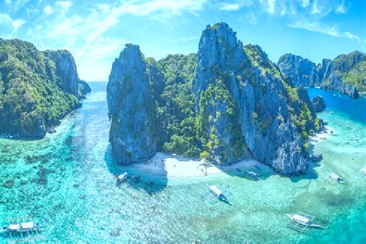 Kinsley, 35 — Escort in Bitadtun, Philippines