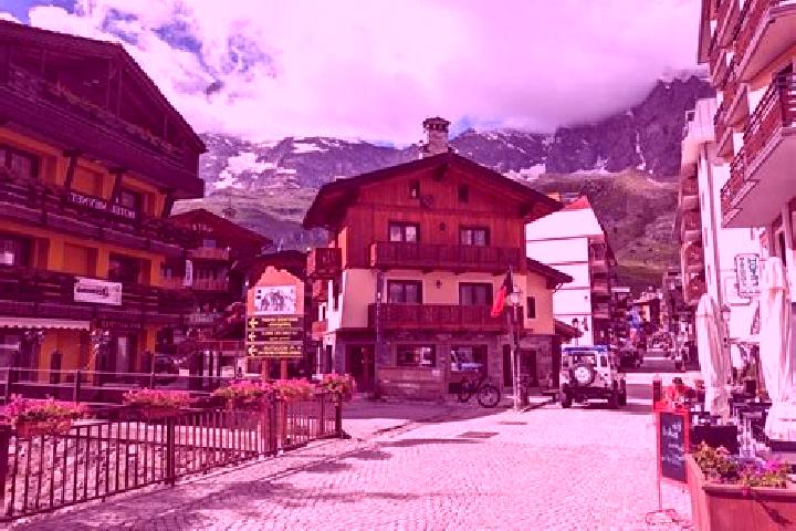 Kinsley, 35 — Escort in Breuil-Cervinia, Italy