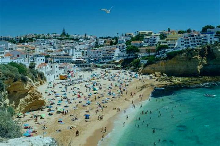 Kinsley, 35 — Escort in Carvoeiro, Portugal