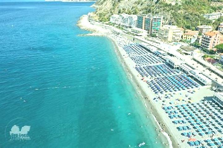 Kinsley, 35 — Escort in Deiva Marina, Italy