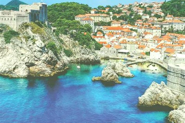 Kinsley, 35 — Escort in Martin, Croatia