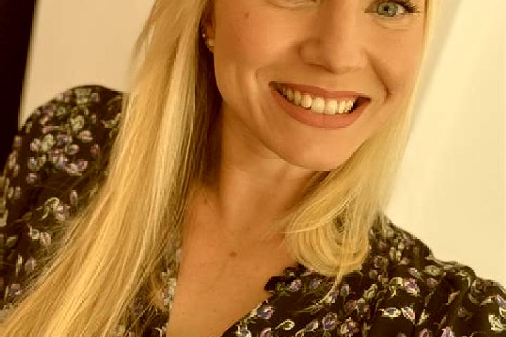 Kinsley, 35 — Escort in Millington, United Kingdom