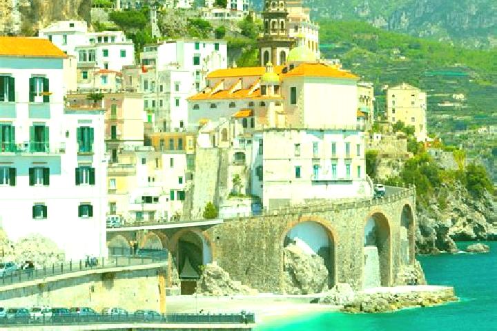 Kinsley, 35 — Escort in Ovaro, Italy