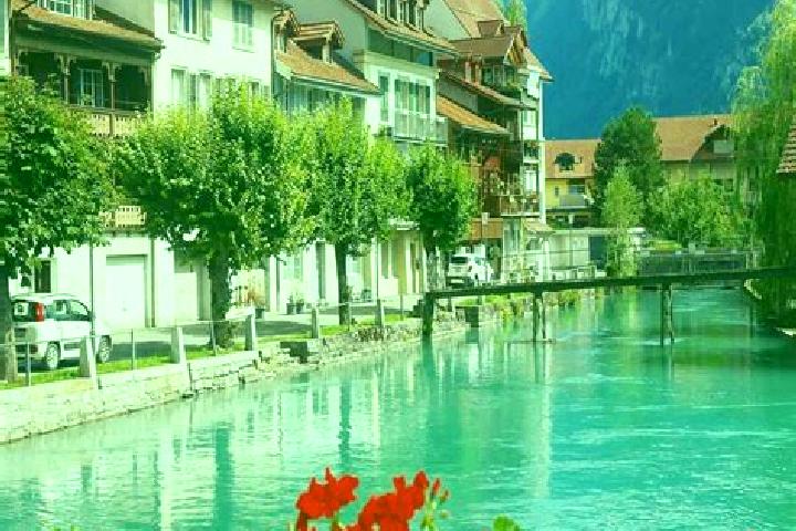Kinsley, 35 — Escort in Schottikon, Switzerland
